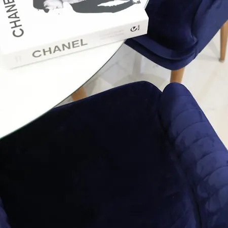 Royal Blue *